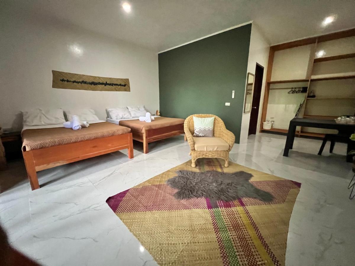 Vailtin Point Apartment Moalboal